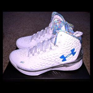 Curry 1 Splash Party